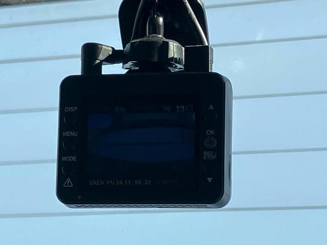 スペーシアカスタム 　ドライブレコーダー　ＥＴＣ　全周囲カメラ　両側電動スライドドア　ナビ　ＴＶ　クリアランスソナー　オートクルーズコントロール　レーンアシスト　衝突被害軽減システム　オートライト　スマートキー（7枚目）