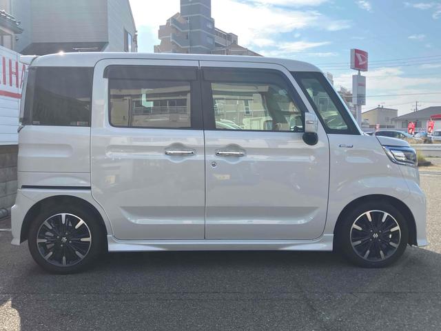 スペーシアカスタム 　ドライブレコーダー　ＥＴＣ　全周囲カメラ　両側電動スライドドア　ナビ　ＴＶ　クリアランスソナー　オートクルーズコントロール　レーンアシスト　衝突被害軽減システム　オートライト　スマートキー（14枚目）