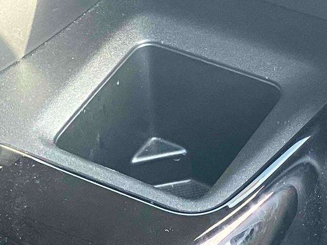 スペーシアカスタム 　ドライブレコーダー　ＥＴＣ　全周囲カメラ　両側電動スライドドア　ナビ　ＴＶ　クリアランスソナー　オートクルーズコントロール　レーンアシスト　衝突被害軽減システム　オートライト　スマートキー（50枚目）