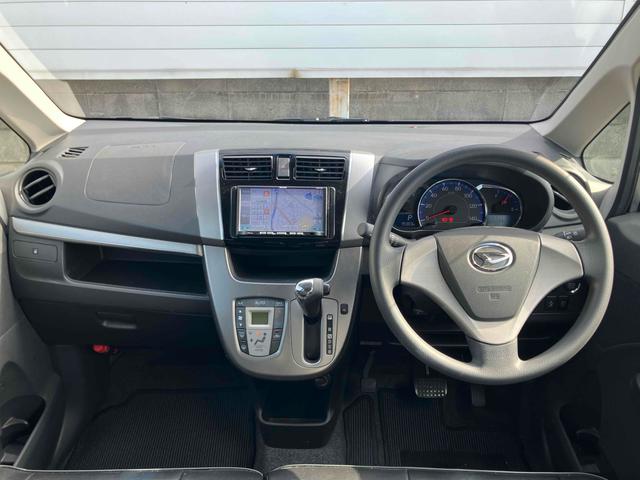 ムーヴ 　ナビ　衝突被害軽減システム　オートライト　スマートキー　アイドリングストップ　電動格納ミラー　ベンチシート　ＣＶＴ　ＥＳＣ　ＣＤ　ＵＳＢ　アルミホイール　エアコン　パワーステアリング　雹害修理済み車両（2枚目）