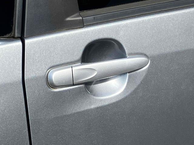 ムーヴ 　ナビ　衝突被害軽減システム　オートライト　スマートキー　アイドリングストップ　電動格納ミラー　ベンチシート　ＣＶＴ　ＥＳＣ　ＣＤ　ＵＳＢ　アルミホイール　エアコン　パワーステアリング　雹害修理済み車両（28枚目）