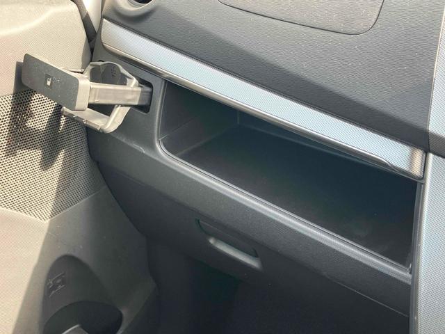 ムーヴ 　ナビ　衝突被害軽減システム　オートライト　スマートキー　アイドリングストップ　電動格納ミラー　ベンチシート　ＣＶＴ　ＥＳＣ　ＣＤ　ＵＳＢ　アルミホイール　エアコン　パワーステアリング　雹害修理済み車両（47枚目）