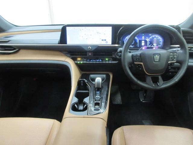 クラウンスポーツ Z 革シート サンルーフ 4WD フルセグ メモリーナビ バックカメラ 衝突被害軽減システム ETC ドラレコ LEDヘッドランプ(6枚目)