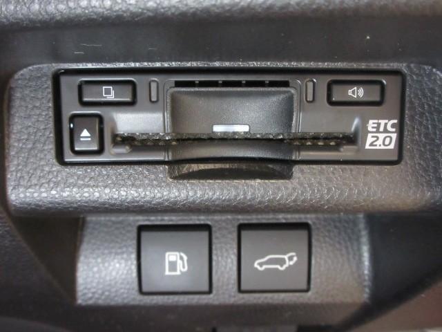 クラウンスポーツ Z 革シート サンルーフ 4WD フルセグ メモリーナビ バックカメラ 衝突被害軽減システム ETC ドラレコ LEDヘッドランプ(18枚目)