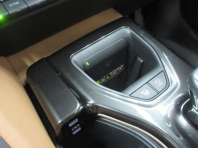 クラウンスポーツ Z 革シート サンルーフ 4WD フルセグ メモリーナビ バックカメラ 衝突被害軽減システム ETC ドラレコ LEDヘッドランプ(28枚目)