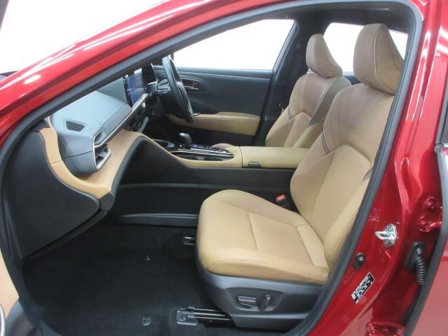 クラウンスポーツ Z 革シート サンルーフ 4WD フルセグ メモリーナビ バックカメラ 衝突被害軽減システム ETC ドラレコ LEDヘッドランプ(31枚目)