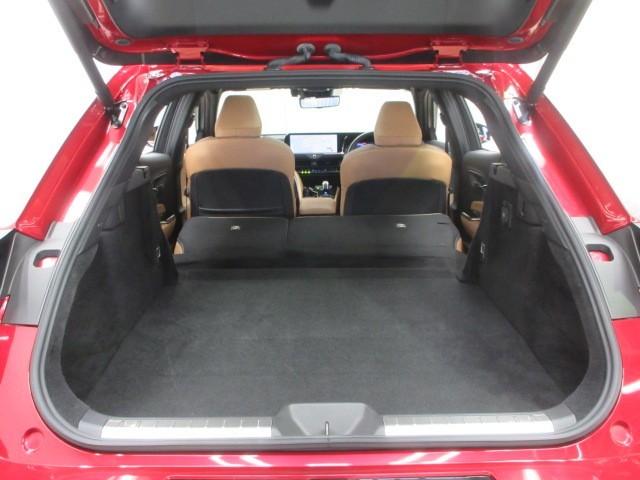 クラウンスポーツ Z 革シート サンルーフ 4WD フルセグ メモリーナビ バックカメラ 衝突被害軽減システム ETC ドラレコ LEDヘッドランプ(35枚目)