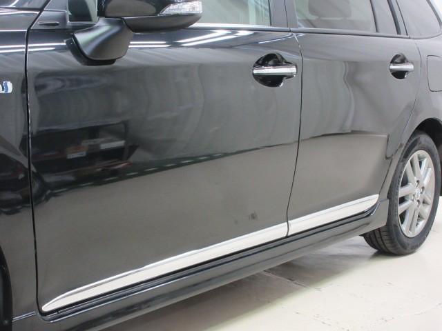 カローラフィールダー ハイブリッドG エアロツアラー フルセグ メモリーナビ DVD再生 バックカメラ ETC HIDヘッドライト(8枚目)