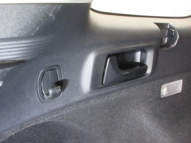 カローラフィールダー ハイブリッドG エアロツアラー フルセグ メモリーナビ DVD再生 バックカメラ ETC HIDヘッドライト(31枚目)