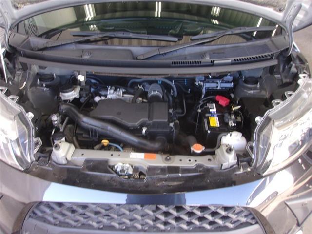 ルーミー Ｇ　フルセグ　メモリーナビ　ＤＶＤ再生　バックカメラ　衝突被害軽減システム　ＥＴＣ　両側電動スライド　ＬＥＤヘッドランプ　ウオークスルー　アイドリングストップ　ロングラン保証あり　トヨタ認定中古車（7枚目）