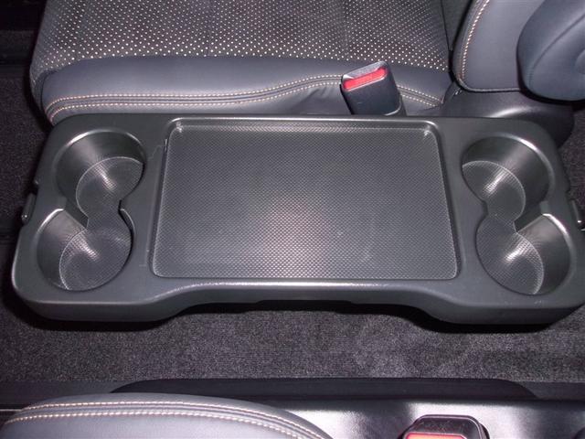 アルファード ２．５Ｓ　タイプゴールドＩＩ　サンルーフ　フルセグ　メモリーナビ　ＤＶＤ再生　ミュージックプレイヤー接続可　後席モニター　バックカメラ　衝突被害軽減システム　ＥＴＣ　ロングラン保証あり　トヨタ認定中古車（21枚目）