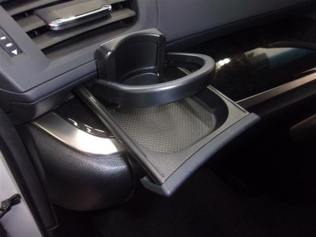 アルファード ２．５Ｓ　タイプゴールドＩＩ　サンルーフ　フルセグ　メモリーナビ　ＤＶＤ再生　ミュージックプレイヤー接続可　後席モニター　バックカメラ　衝突被害軽減システム　ＥＴＣ　ロングラン保証あり　トヨタ認定中古車（24枚目）