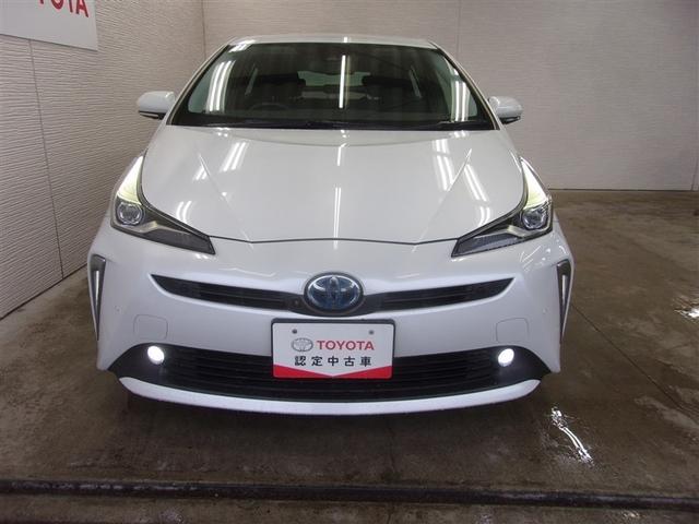 プリウス ＳセーフティプラスＩＩ　フルセグ　メモリーナビ　ＤＶＤ再生　バックカメラ　衝突被害軽減システム　ＥＴＣ　ＬＥＤヘッドランプ　ロングラン保証あり　トヨタ認定中古車（2枚目）