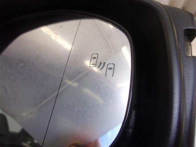 プリウス Ｚ　フルセグ　メモリーナビ　ミュージックプレイヤー接続可　バックカメラ　衝突被害軽減システム　ＥＴＣ　ＬＥＤヘッドランプ　ロングラン保証あり　トヨタ認定中古車（11枚目）