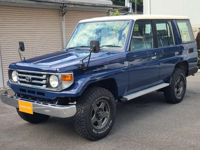 ランドクルーザー70 LX 最終モデル(3枚目)