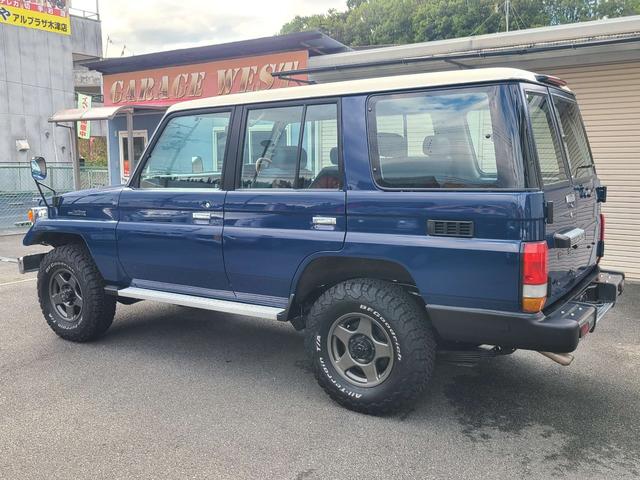 ランドクルーザー70 LX 最終モデル(5枚目)