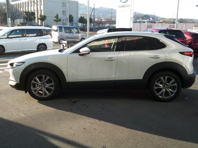 ＣＸ－３０ ＸＤ　プロアクティブ　ツーリングセレクション　ワンオーナー　オートエクゼ製パドルシフトスイッチ　ウェルカムランプ　イルミ付スカッフプレート　フットランプ　ナビＳＤ　ＥＴＣ　３６０ビューモニターカメラ　電動リアゲート　アンドロイドオート＆カープレイ（9枚目）