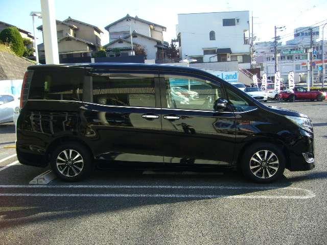 エスクァイア ＧＩ　両側電動スライドドア（5枚目）