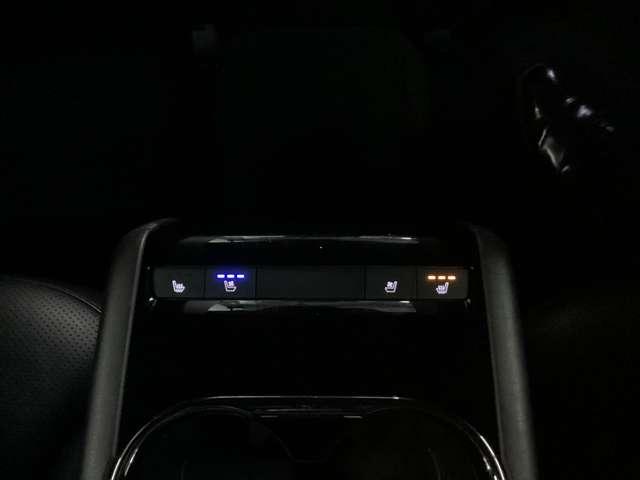 �Q��ڂɂ��V�[�g�q�[�^�[�ƃV�[�g�x���`���[�V�����t���Ă܂��I