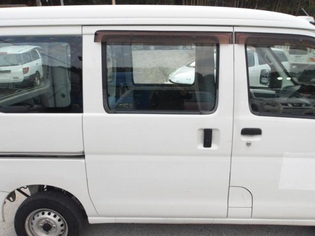 ハイゼットカーゴ スペシャル　ＡＴ　両側スライドドア　エアコン　運転席エアバッグ　助手席エアバッグ（27枚目）