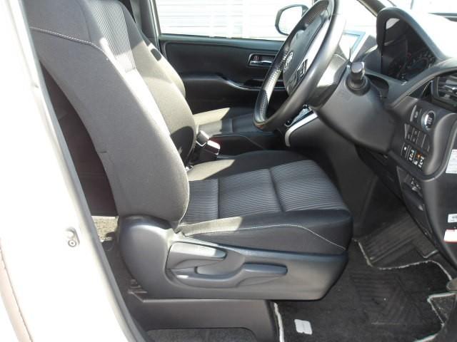 ヴォクシー ZS 煌II トヨタ認定中古車 フルセグ メモリーナビ DVD再生 後席モニター バックカメラ 衝突被害軽減システム ETC 両側電動スライド LEDヘッドランプ 乗車定員7人 3列シート アイドリングストップ(13枚目)