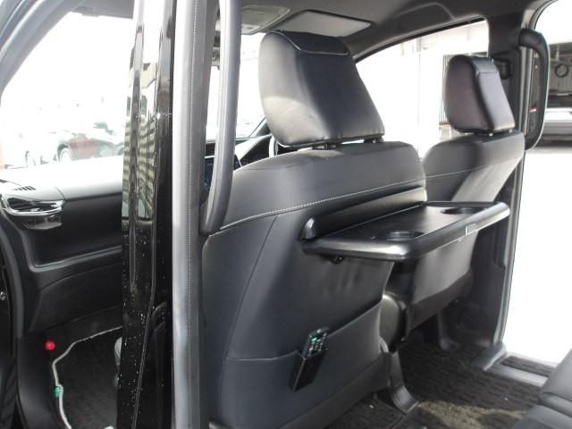 ヴォクシー ZS 煌III トヨタ認定中古車 モデリスタエアロ フルセグナビ DVD再生 後席モニター バックカメラ 衝突被害軽減システム ETC 両側電動スライド LEDヘッドランプ 乗車定員8人 3列シート ワンオーナー(24枚目)