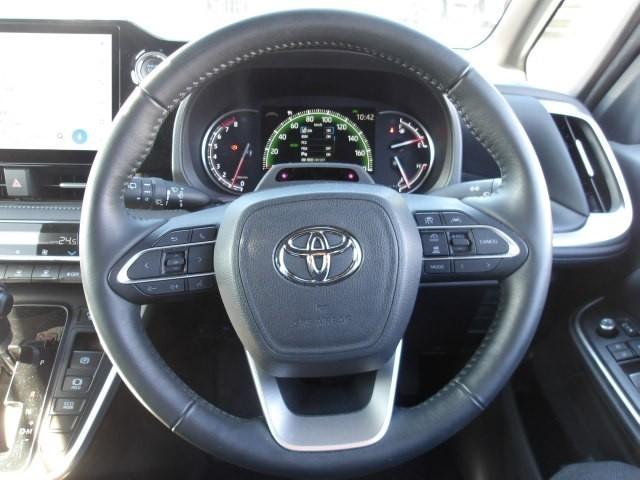 ヴォクシー S-Z トヨタ認定中古車 モデリスタエアロ DVD再生 ミュージックプレイヤー接続可 バックカメラ 衝突被害軽減システム ETC 両側電動スライド LEDヘッドランプ 乗車定員7人 3列シート ワンオーナー(19枚目)