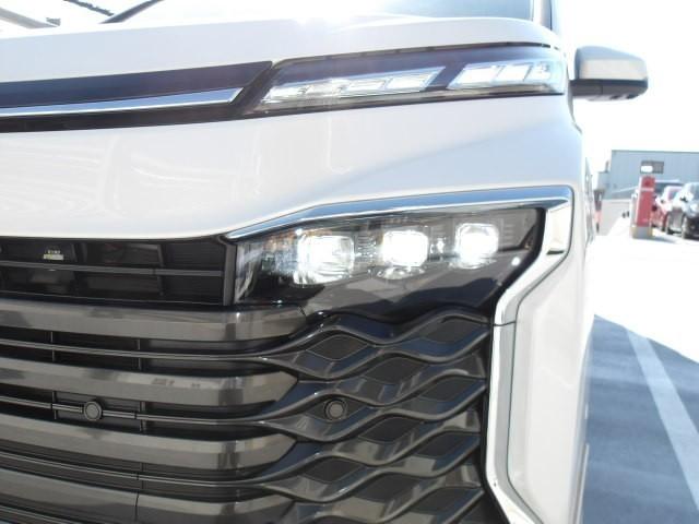 ヴォクシー S-Z トヨタ認定中古車 モデリスタエアロ DVD再生 ミュージックプレイヤー接続可 バックカメラ 衝突被害軽減システム ETC 両側電動スライド LEDヘッドランプ 乗車定員7人 3列シート ワンオーナー(35枚目)