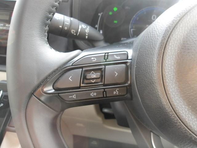 シエンタ Z トヨタ認定中古車 モデリスタエアロ モデリスタアルミ DVD再生 バックカメラ 衝突被害軽減システム ETC 両側電動スライド LEDヘッドランプ 乗車定員7人 3列シート ワンオーナー フルエアロ(13枚目)