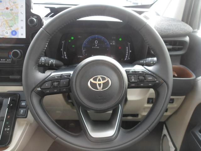 シエンタ Z トヨタ認定中古車 モデリスタエアロ モデリスタアルミ DVD再生 バックカメラ 衝突被害軽減システム ETC 両側電動スライド LEDヘッドランプ 乗車定員7人 3列シート ワンオーナー フルエアロ(14枚目)