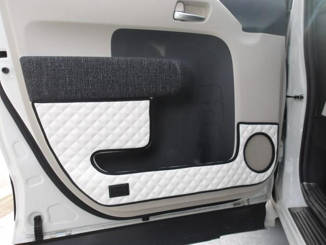 シエンタ Z トヨタ認定中古車 モデリスタエアロ モデリスタアルミ DVD再生 バックカメラ 衝突被害軽減システム ETC 両側電動スライド LEDヘッドランプ 乗車定員7人 3列シート ワンオーナー フルエアロ(16枚目)