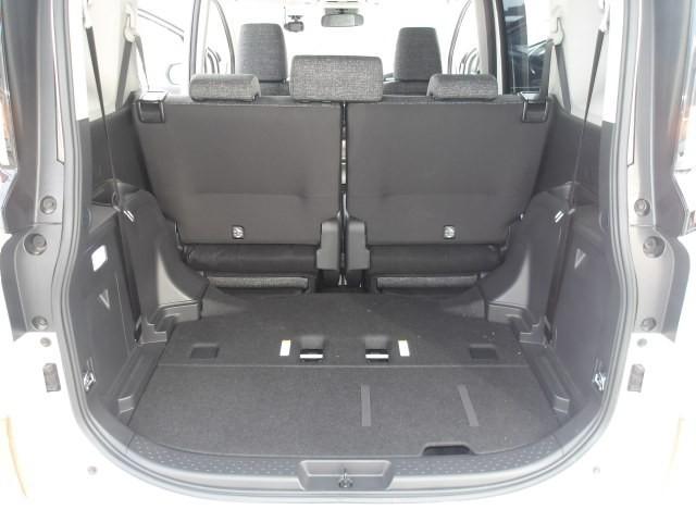 シエンタ Z トヨタ認定中古車 モデリスタエアロ モデリスタアルミ DVD再生 バックカメラ 衝突被害軽減システム ETC 両側電動スライド LEDヘッドランプ 乗車定員7人 3列シート ワンオーナー フルエアロ(20枚目)