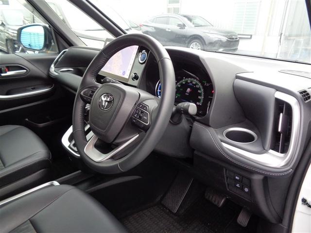 ノア ハイブリッドＳ－Ｚ　フルセグ　メモリーナビ　ＤＶＤ再生　ミュージックプレイヤー接続可　バックカメラ　衝突被害軽減システム　ＥＴＣ　ドラレコ　両側電動スライド　ＬＥＤヘッドランプ　乗車定員７人　３列シート　ワンオーナー（2枚目）