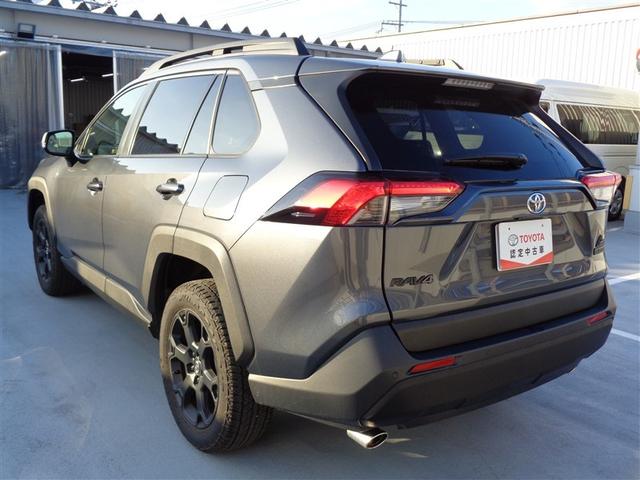 RAV4 アドベンチャー オフロードパッケージII 元試乗車 トヨタ認定中古車 デジタルインナーミラー ブラインドスポットモニター 4WD フルセグ メモリーナビ ミュージックプレイヤー接続可 バックカメラ 衝突被害軽減システム ETC LED(10枚目)