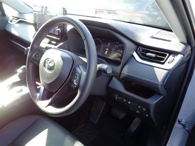 RAV4 G Zパッケージ サンルーフ 4WD バックカメラ 衝突被害軽減システム ETC LEDヘッドランプ(2枚目)