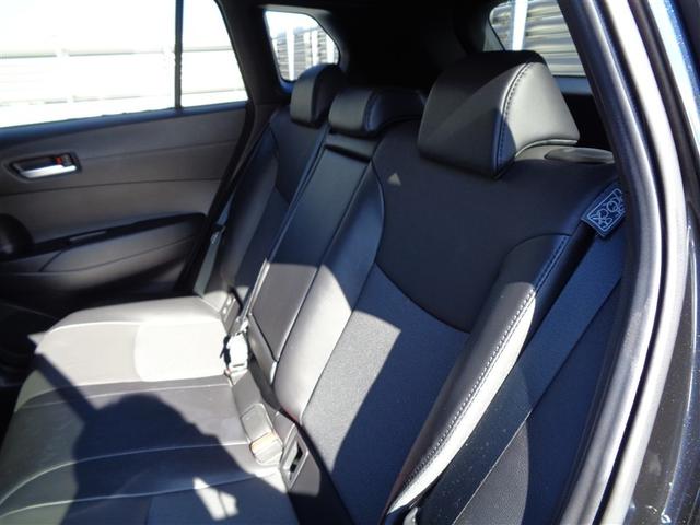 カローラクロス ハイブリッド　Ｚ　サンルーフ　メモリーナビ　ミュージックプレイヤー接続可　バックカメラ　衝突被害軽減システム　ＥＴＣ　ＬＥＤヘッドランプ　ワンオーナー（15枚目）