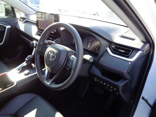 ＲＡＶ４ アドベンチャー　オフロードパッケージＩＩ　元試乗車　トヨタ認定中古車　全周囲モニター　４ＷＤ　フルセグ　メモリーナビ　ミュージックプレイヤー接続可　バックカメラ　衝突被害軽減システム　ＥＴＣ　ドラレコ　ＬＥＤヘッドランプ　ワンオーナー（2枚目）