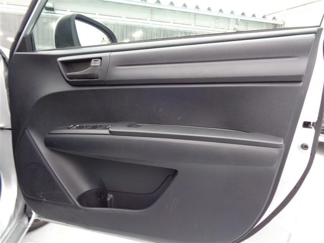 カローラフィールダー ハイブリッド　ＥＸ　元試乗車　トヨタ認定中古車　ハイブリッド保証　ワンセグ　メモリーナビ　バックカメラ　衝突被害軽減システム　ＥＴＣ　ＬＥＤヘッドランプ　ワンオーナー（13枚目）