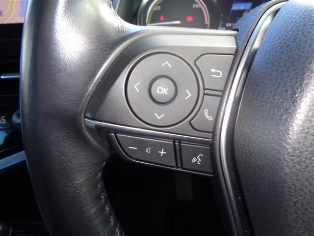 カムリ G トヨタ認定中古車 ハイブリッド保証 ブラインドスポットモニター フルセグ メモリーナビ ミュージックプレイヤー接続可 バックカメラ 衝突被害軽減システム ETC LEDヘッドランプ ワンオーナー(17枚目)