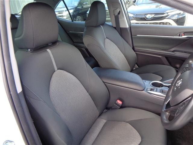 カムリ G トヨタ認定中古車 ハイブリッド保証 ブラインドスポットモニター フルセグ メモリーナビ ミュージックプレイヤー接続可 バックカメラ 衝突被害軽減システム ETC LEDヘッドランプ ワンオーナー(27枚目)