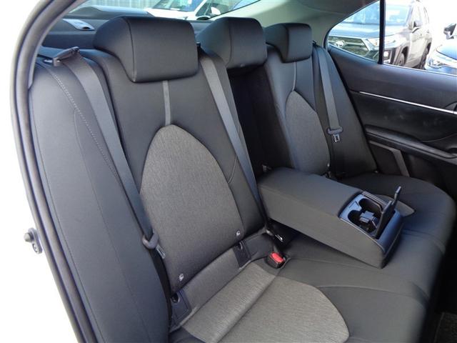 カムリ G トヨタ認定中古車 ハイブリッド保証 ブラインドスポットモニター フルセグ メモリーナビ ミュージックプレイヤー接続可 バックカメラ 衝突被害軽減システム ETC LEDヘッドランプ ワンオーナー(29枚目)