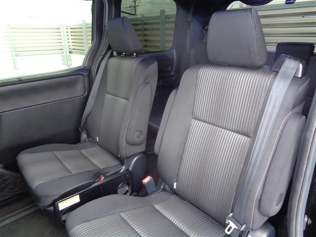 ヴォクシー ハイブリッドＺＳ　煌ＩＩ　フルセグ　メモリーナビ　ＤＶＤ再生　バックカメラ　衝突被害軽減システム　ＥＴＣ　ドラレコ　両側電動スライド　ＬＥＤヘッドランプ　乗車定員７人　３列シート　ワンオーナー（14枚目）