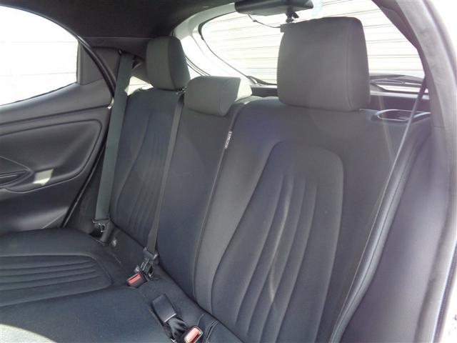 ヤリス ハイブリッドＧ　バックカメラ　衝突被害軽減システム　ＥＴＣ　ワンオーナー（14枚目）