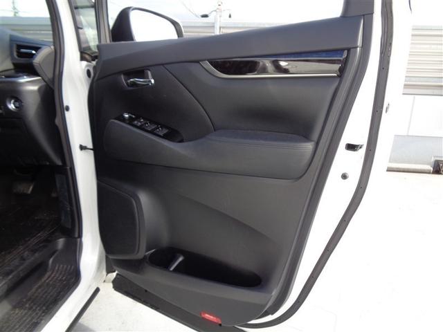 アルファード ２．５Ｓ　トヨタ認定中古車　フルセグナビ　ＤＶＤ再生　ミュージックプレイヤー接続可　Ｂカメラ　衝突被害軽減システム　ＥＴＣ　ドラレコ　両側電動スライド　ＬＥＤヘッドランプ　乗車定員８人　３列シート　ワンオーナー（12枚目）