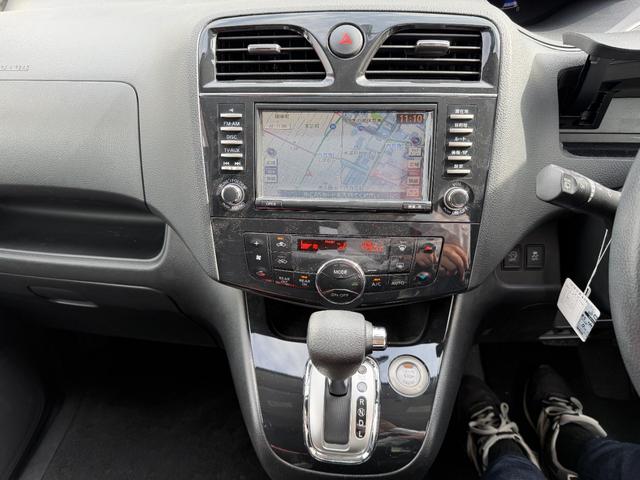 セレナ ハイウェイスター 両側パワースライドドア フルセグナビ バックカメラ 後席フリップダウンモニター HIDヘッドライト ETC(7枚目)