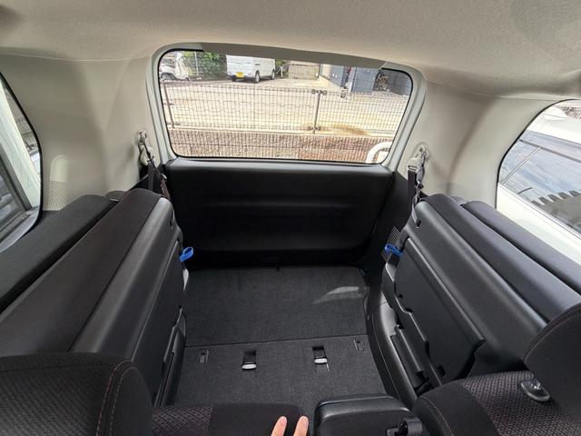 セレナ ハイウェイスター 両側パワースライドドア フルセグナビ バックカメラ 後席フリップダウンモニター HIDヘッドライト ETC(11枚目)