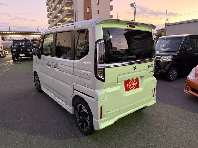 スペーシアカスタム ハイブリッドXSターボ ハイブリッドXSターボ(4名) 全方位モニター付き9インチメモリーナビ 届出済未使用車(4枚目)