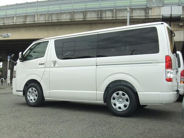 6型NEWハイエース 地デジナビ レザシート ベッド カメラ(18枚目)