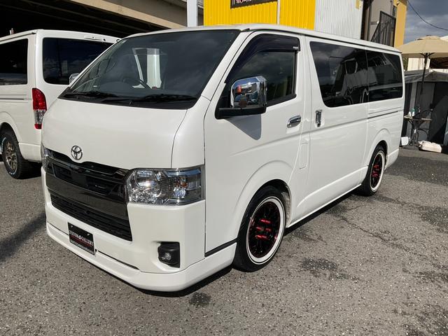 ハイエースバン スーパーGL ダークプライムII 2inローダウン 16inタイヤ/ホイール ESEEXスポイラー カロッツェリアナビ フルセグTV シートカバー ベッドキット ETC 全方位360度カメラ デジタルインナーミラー パールホワイト(3枚目)