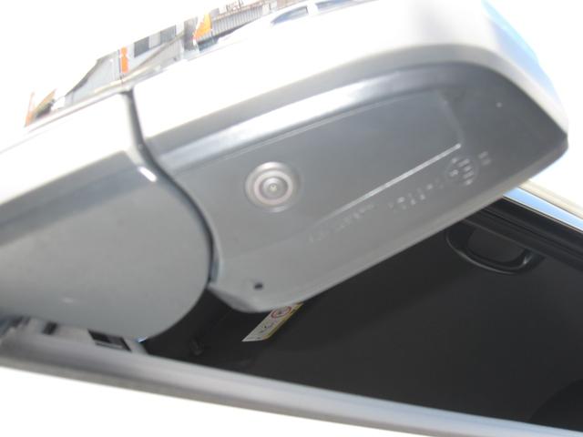 ハイエースバン スーパーGL ダークプライムII 2inローダウン 16inタイヤ/ホイール ESEEXスポイラー カロッツェリアナビ フルセグTV シートカバー ベッドキット ETC 全方位360度カメラ デジタルインナーミラー パールホワイト(27枚目)